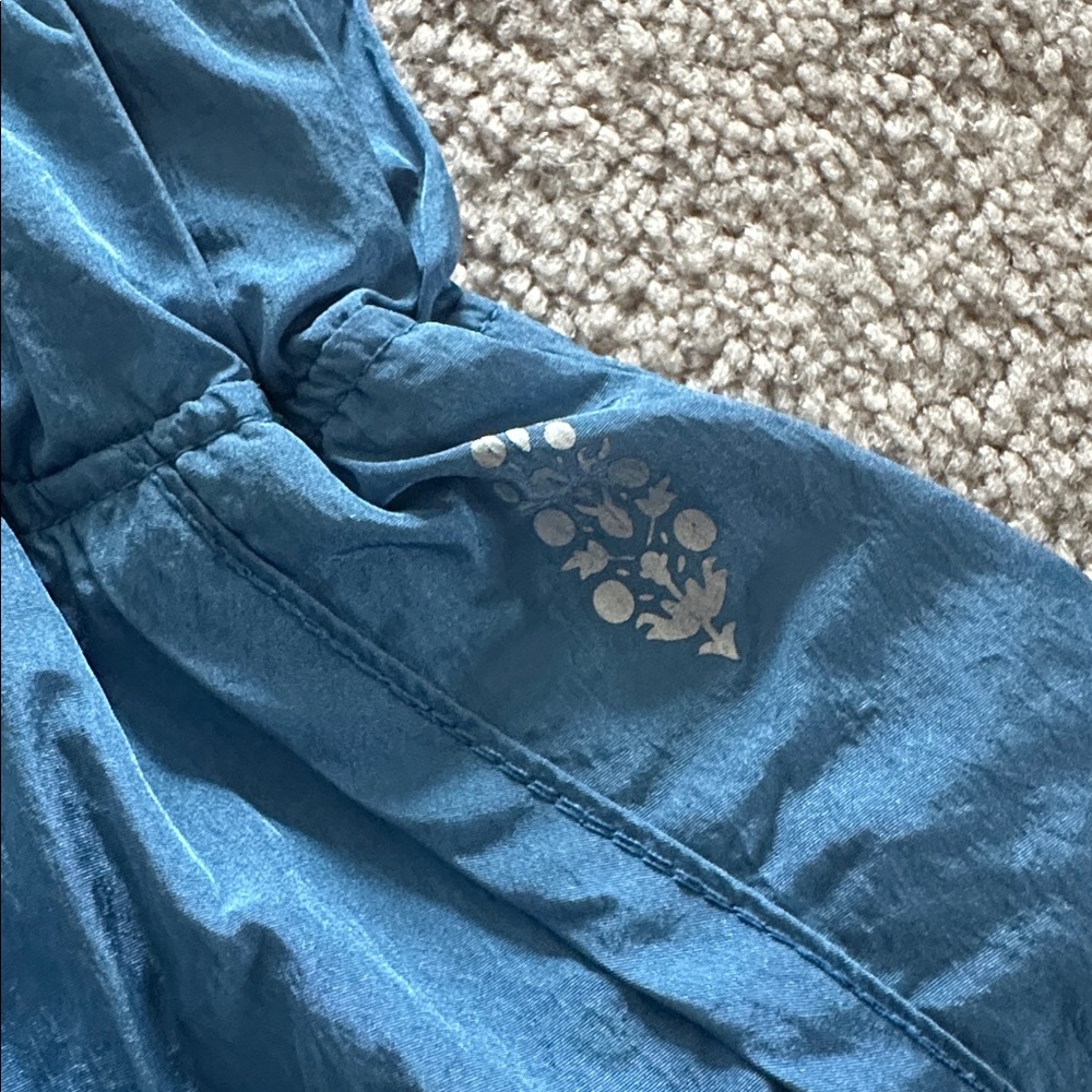 Free People shorts - Picture 2 of 5